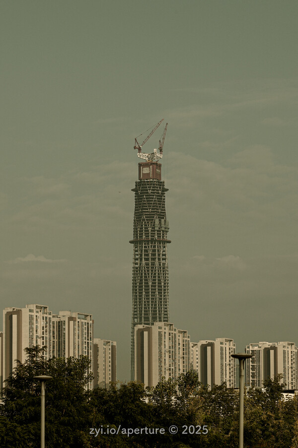 Aperture 202507 #2